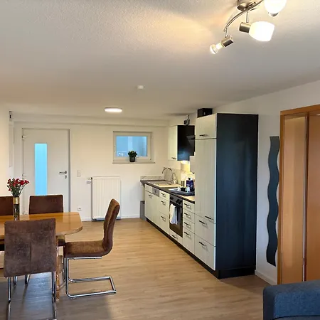 Idyllische In Stadtnaehe דירה Petersberg (Hessen)