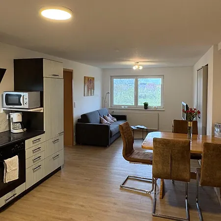 Idyllische In Stadtnaehe Apartment *